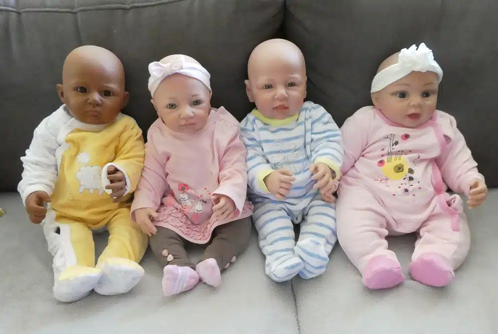 massage bébé, poupons, atelier massage bébé, poupons lestés, portage, amiens